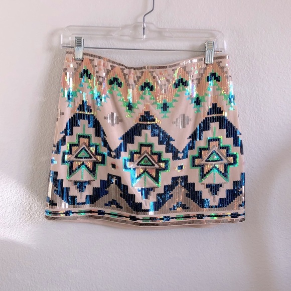 Express Dresses & Skirts - Express Sequin Print Skirt